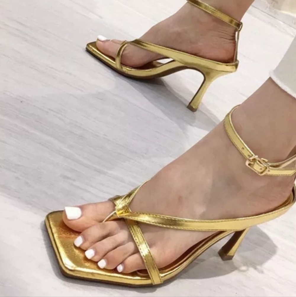 Elegant Gold Strappy Heels